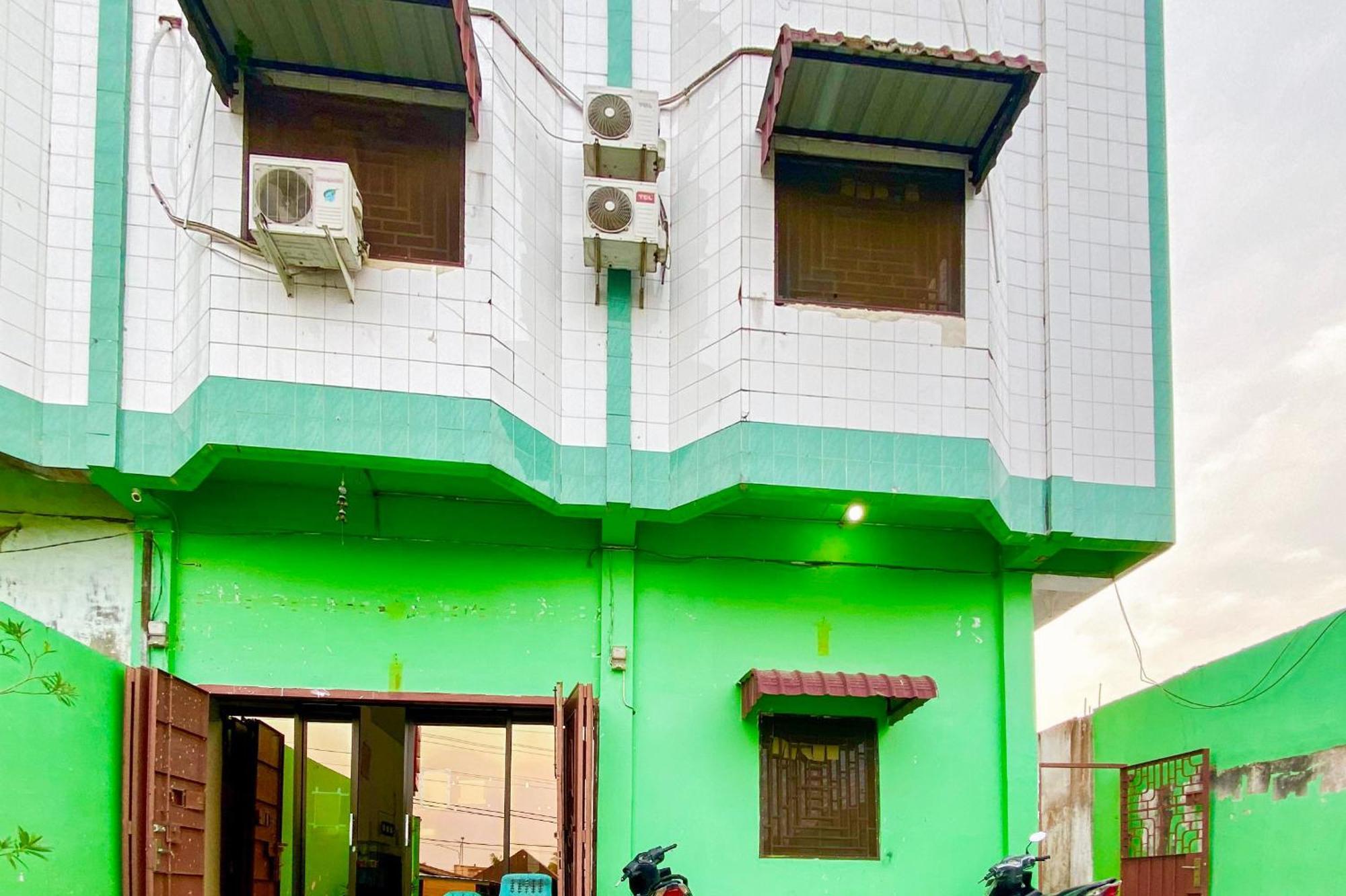 Reddoorz At Star Hill Inn Syariah Tebing Tinggi Rantau Laban Ngoại thất bức ảnh