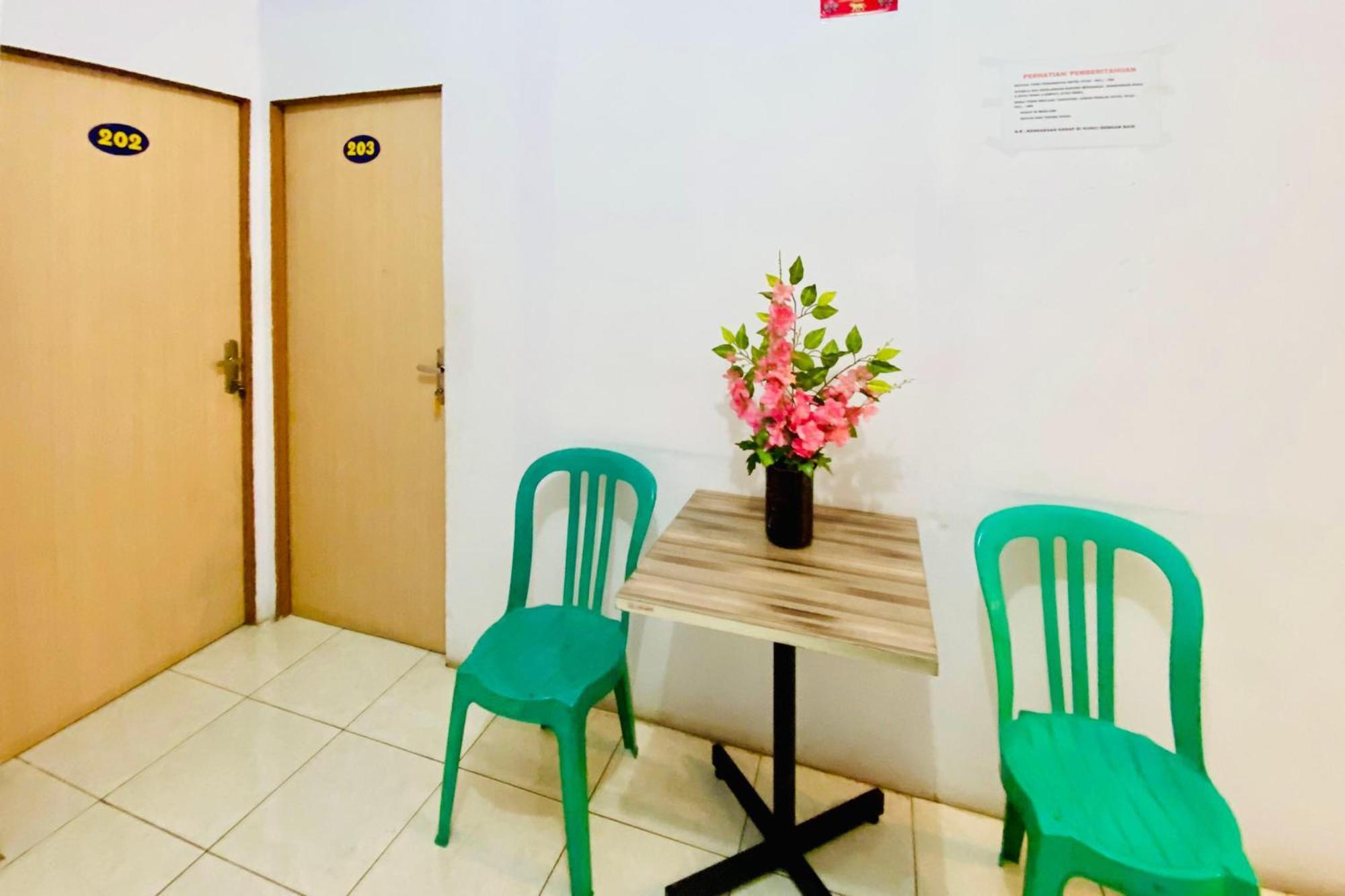 Reddoorz At Star Hill Inn Syariah Tebing Tinggi Rantau Laban Ngoại thất bức ảnh
