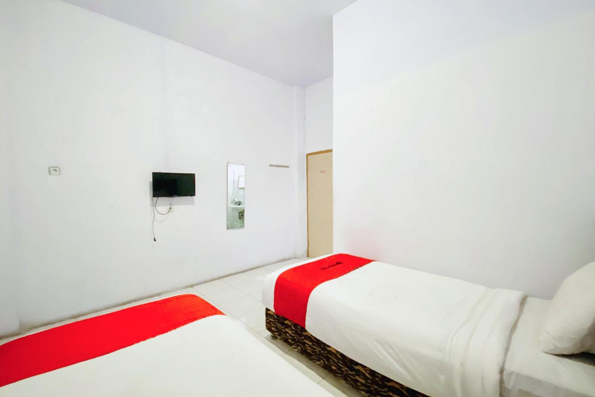 Reddoorz At Star Hill Inn Syariah Tebing Tinggi Rantau Laban Ngoại thất bức ảnh