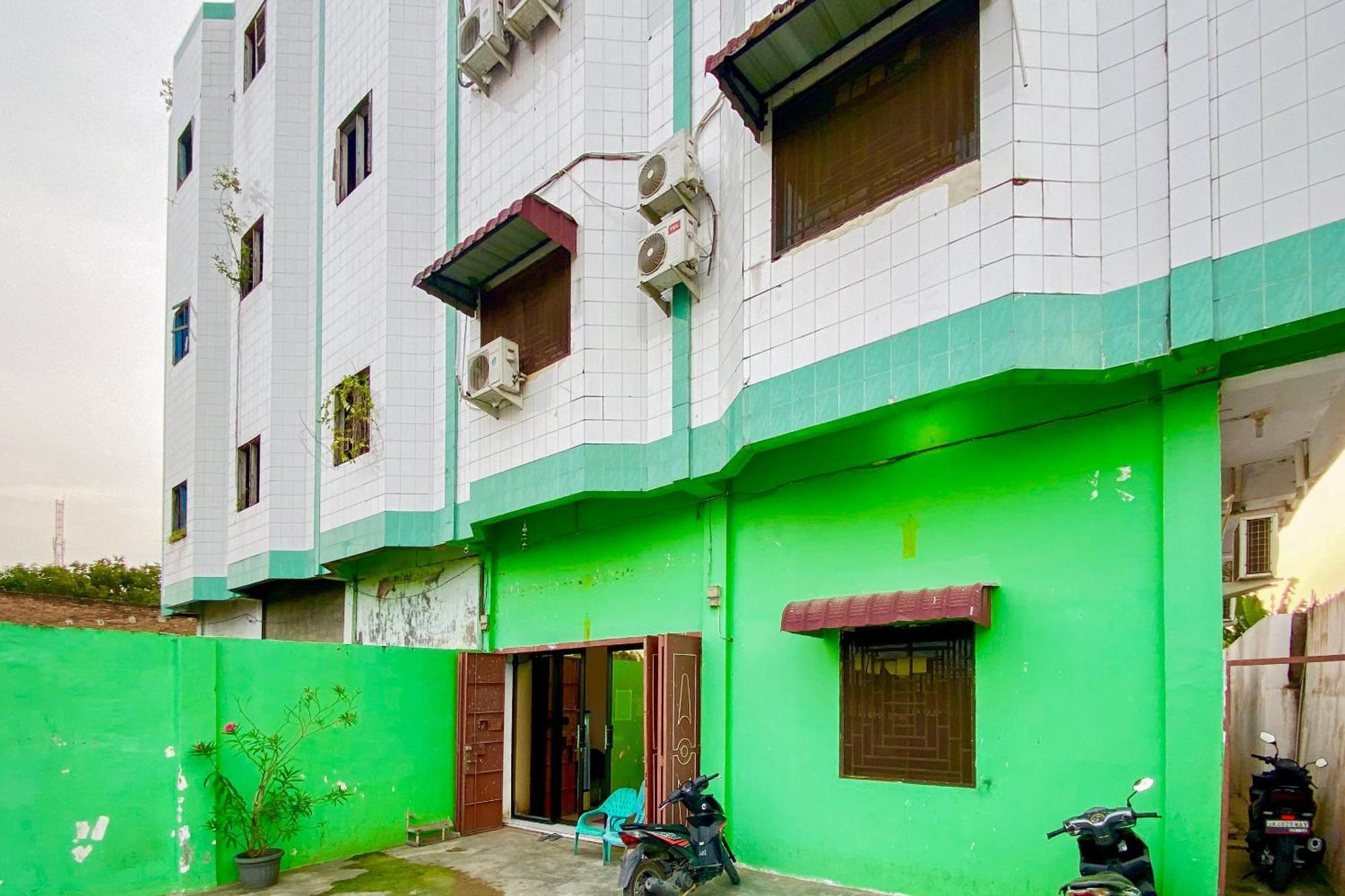 Reddoorz At Star Hill Inn Syariah Tebing Tinggi Rantau Laban Ngoại thất bức ảnh